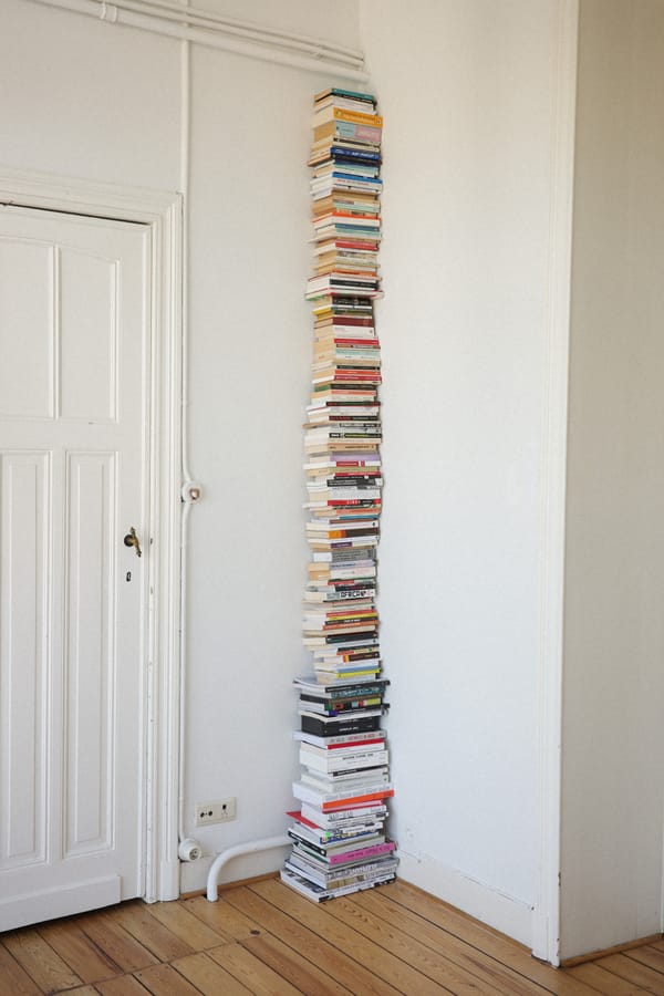 what issue 007 contributors have been reading